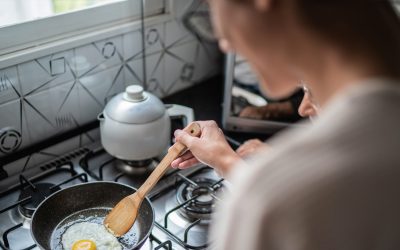 Closely Pregnant Lady Advised She’s ‘Ineffective’ For Not Waking Up Early To Make Father-In-Regulation’s Breakfast