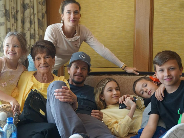 Mark Wahlberg Posts Mom’s Day Tribute to Spouse Rhea Durham and Late Mom