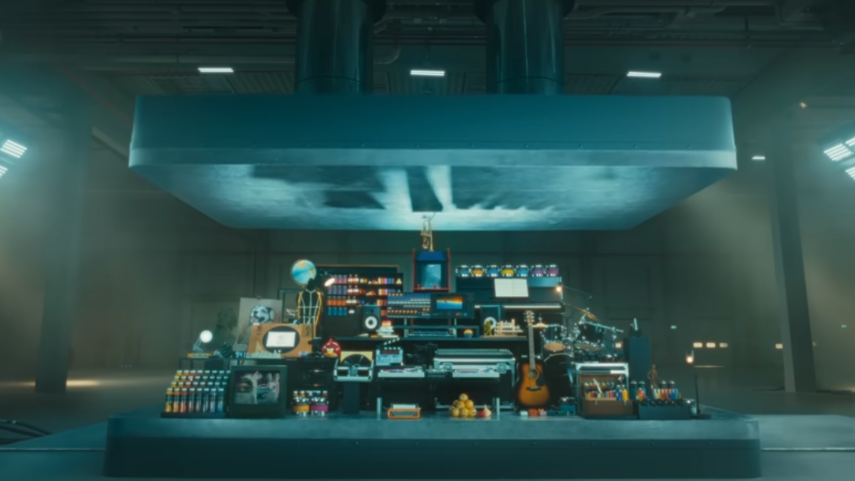 Apple Apologizes for Ad That Crushed Creativity