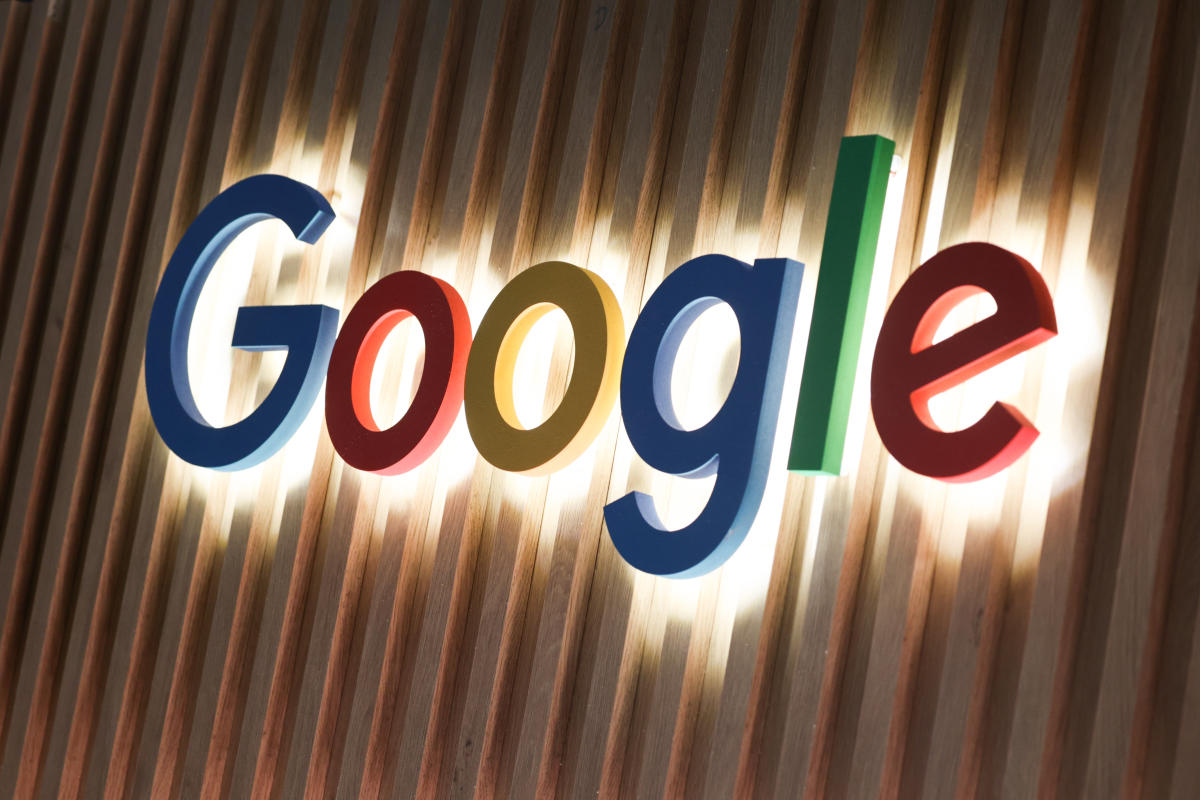 Google introduces password sharing for family members
