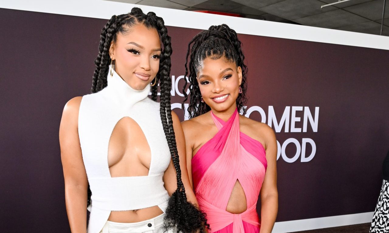 Halle Bailey & Auntie Chloe Jokingly Struggle To Hide Halo’s Face