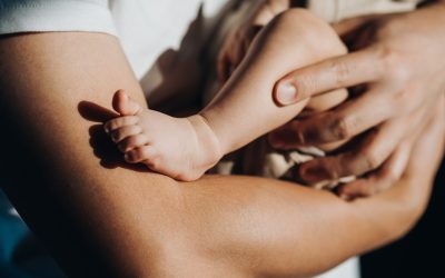 Florida Nurse Delivers Own Baby During Surprise, At-Home Labor