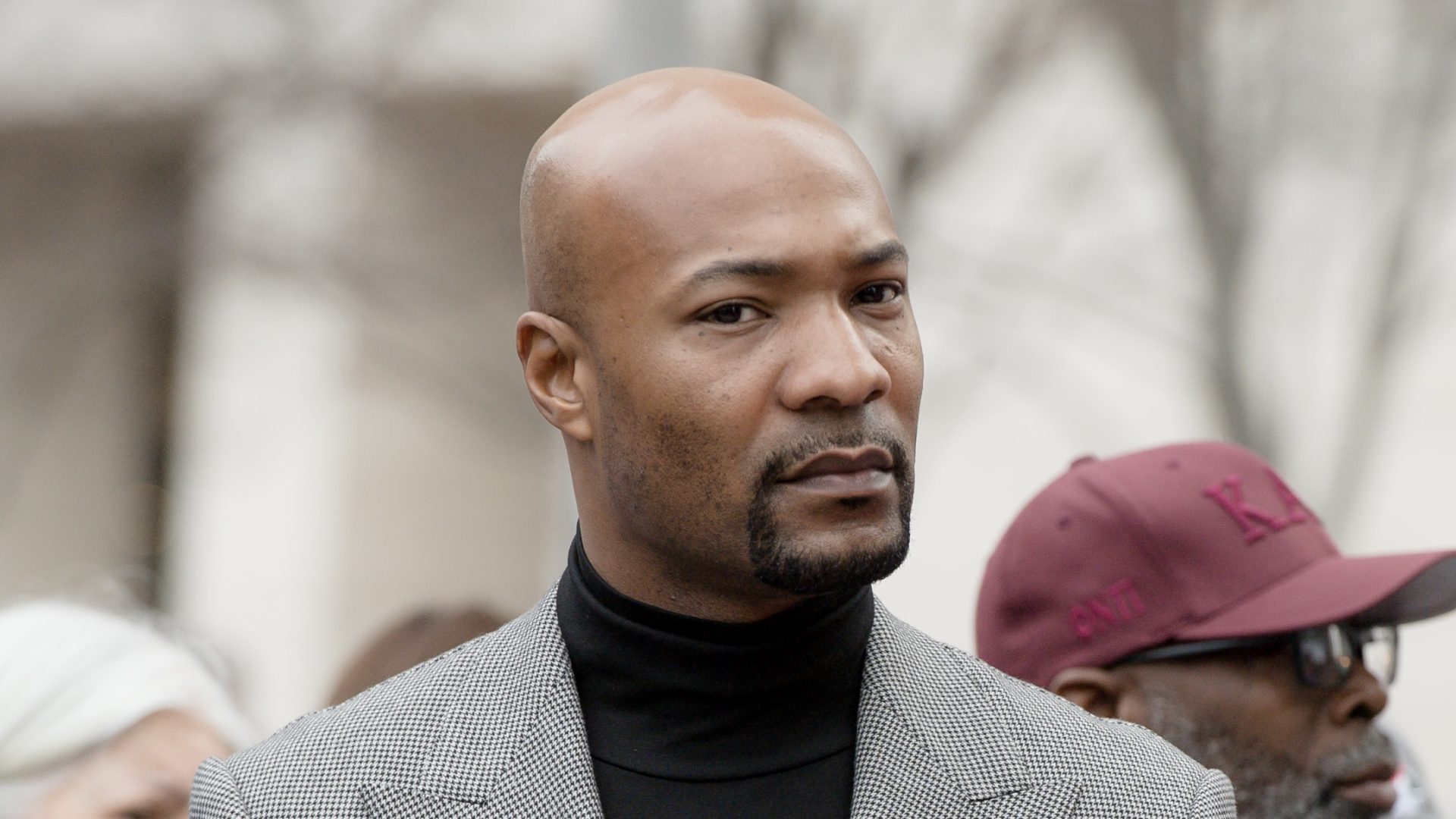 Keion Henderson Tells Woman To Hush During Sermon (WATCH)
