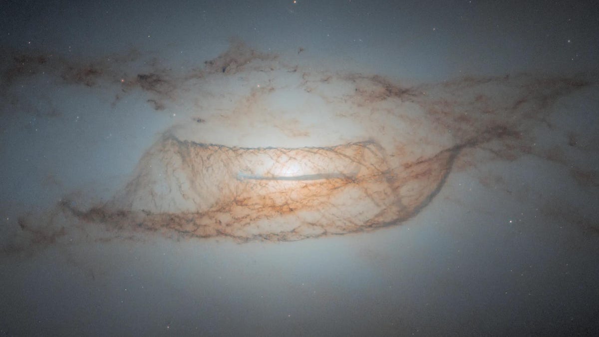 What the Hell’s Going on With This Space Cloud?
