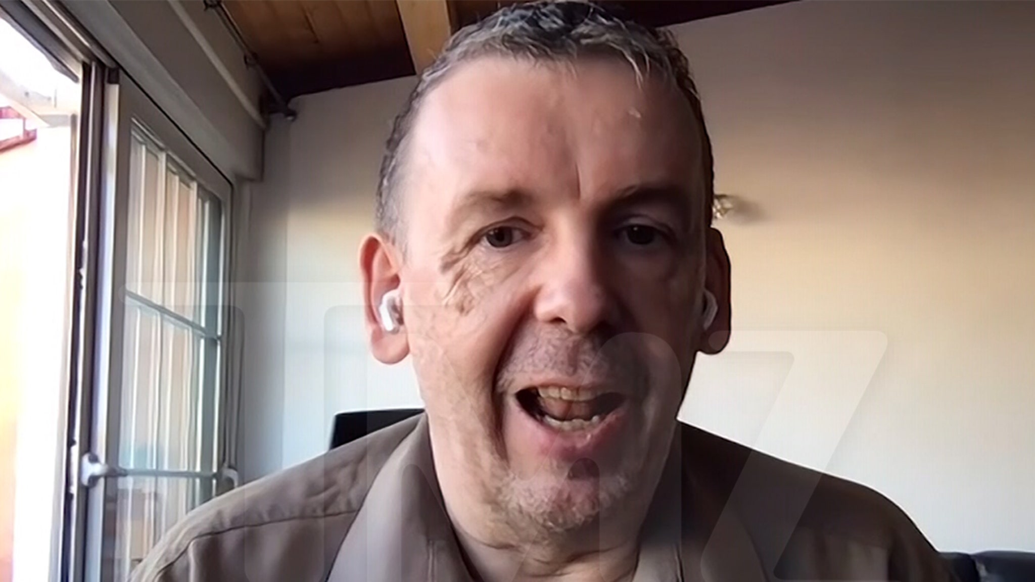Pope Francis’ Homophobic Slur No Big Deal, Says Openly Gay UK Priest