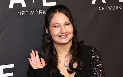 Gypsy Rose Blanchard Talks Mom Dee Dee Blanchard on Mother’s Day – Hollywood Life