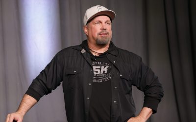 Was Garth Brooks Arrested? Update After Sexual Assault Accusations – Hollywood Life