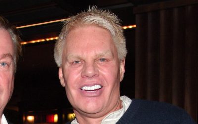 How Much the Ex-Abercrombie & Fitch CEO Has – Hollywood Life