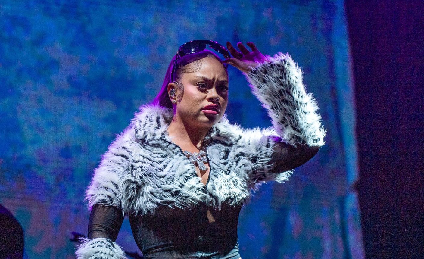 Here’s How A Fan Messed Up Her Offer To Pay Their Rent