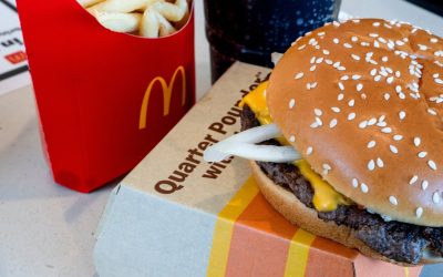 Fast Food Chains Are Pulling Their Onions in the Wake of McDonald’s E. Coli Outbreak
