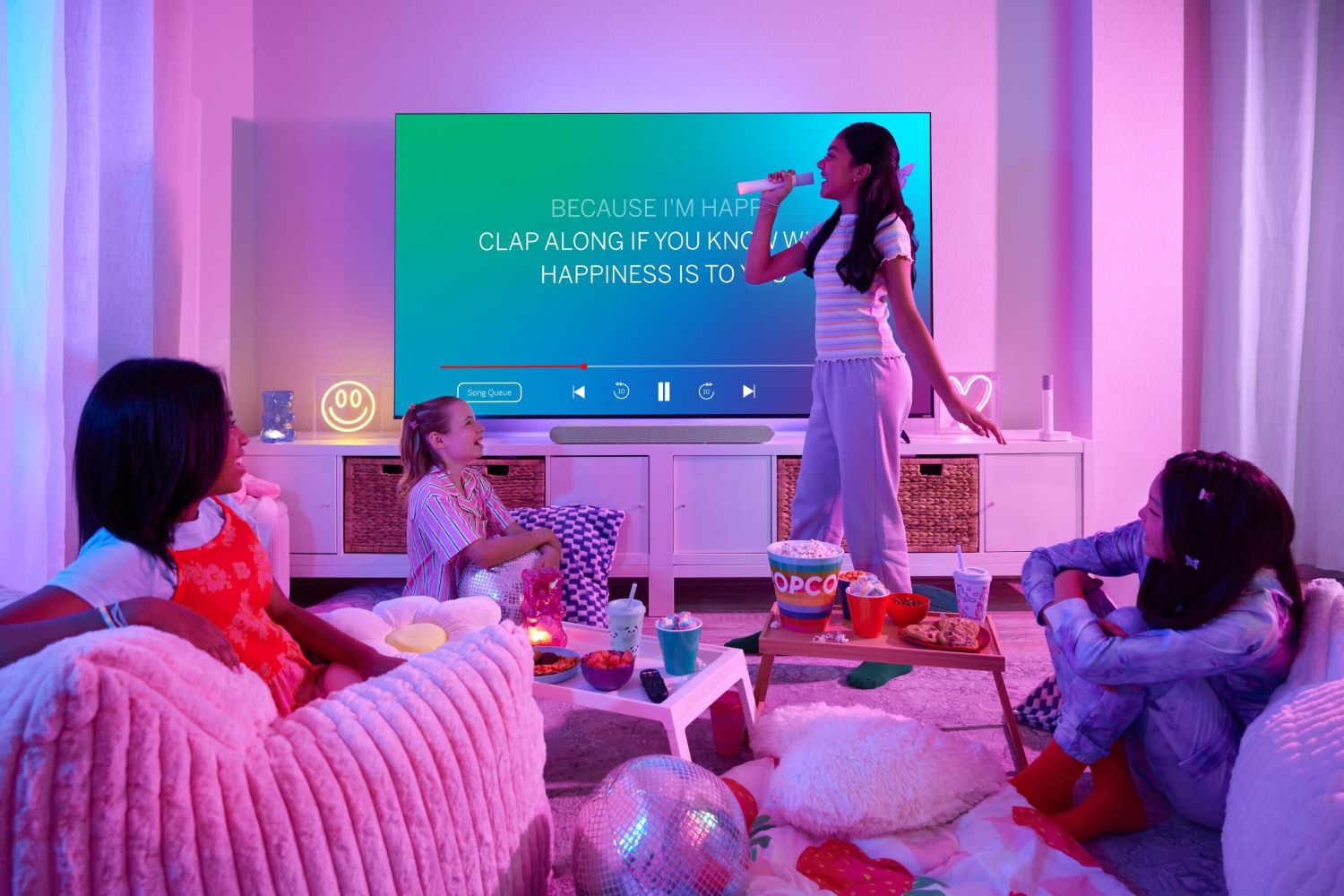 Vizio’s MicMe Soundbar Is Tailor-Made for Those Who Think They’re Great at Karaoke