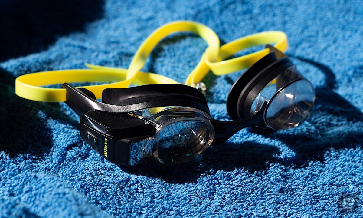 From’s Smart Swim 2 goggles will be available to buy at select Apple Stores soon