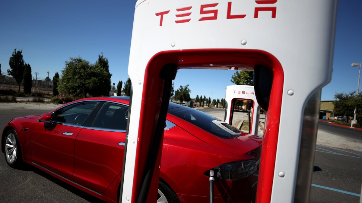 Ford issues warning to EV owners about Tesla’s supercharger adapters