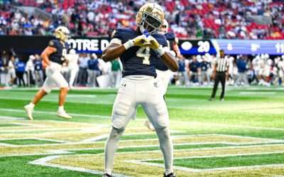 Notre Dame vs. Navy football livestreams: kickoff time, streaming deals, and more