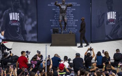 Dwyane Wade’s Miami statue has the internet in tears