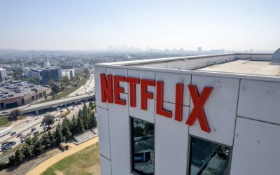 The Netflix Mobile App Will Now Let You Bookmark and Share Scenes With Your Friends