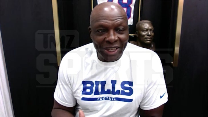 Josh Allen Has My Vote for NFL MVP, Says Bruce Smith