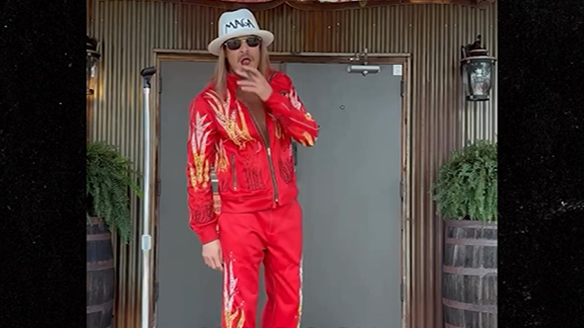 Kid Rock’s Crotch Grab Celebrates Trump’s Victory and Unity