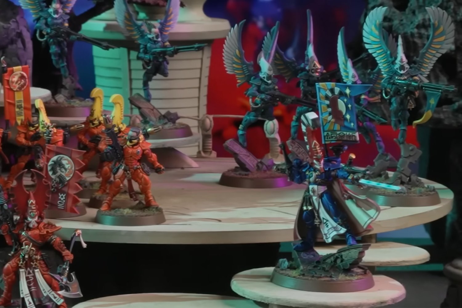 Warhammer 40K Updates Classic Models for a Fresh Look
