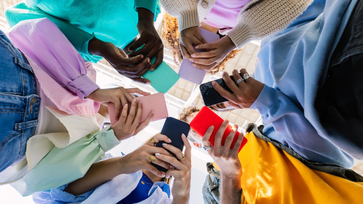 Nearly Half of U.S. Teens Are Online ‘Almost Constantly’