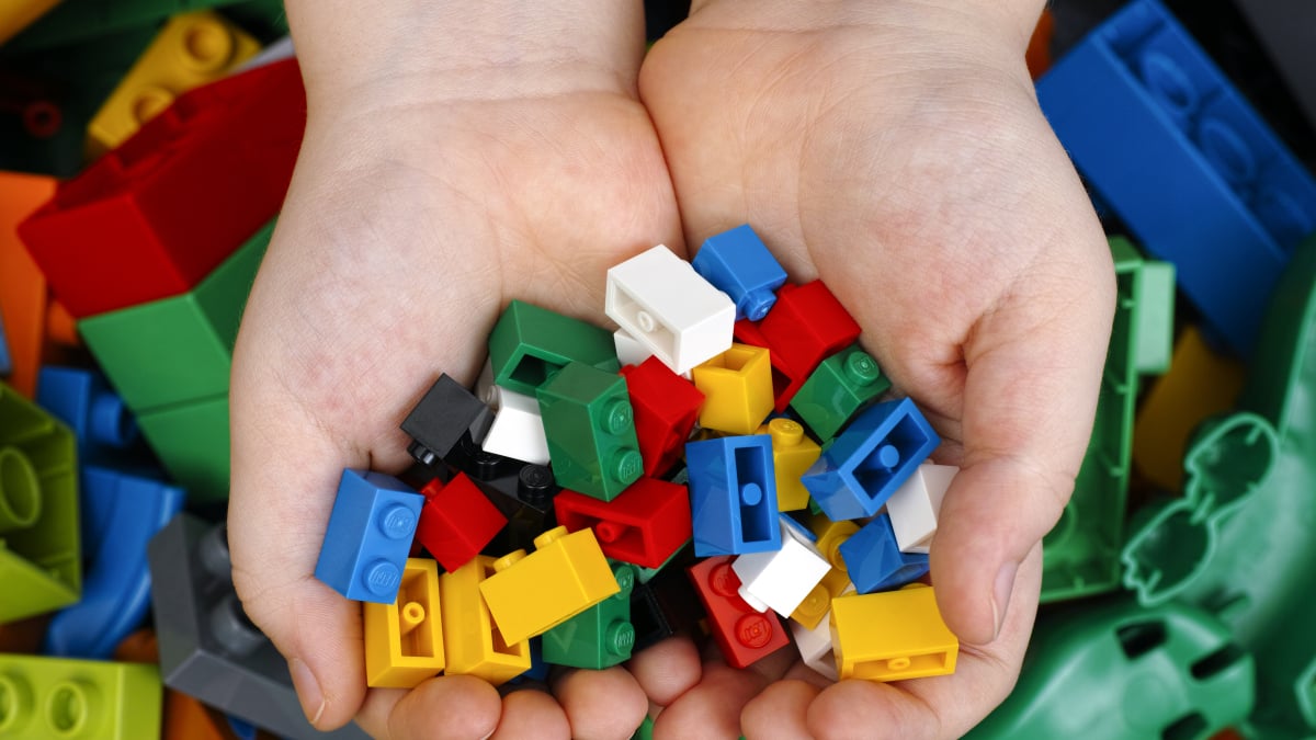 Free Lego Valentine’s Day Heart: How to Score Yours