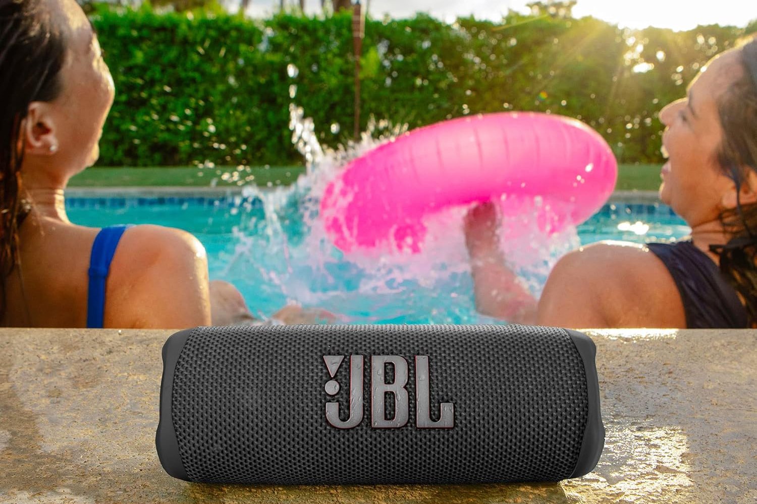 Flip 6 Bluetooth Speaker: Best Price of the Year Under 0