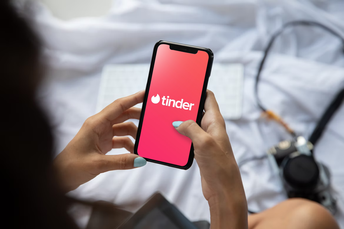 Height Preferences on Tinder: New Testing Phase Begins