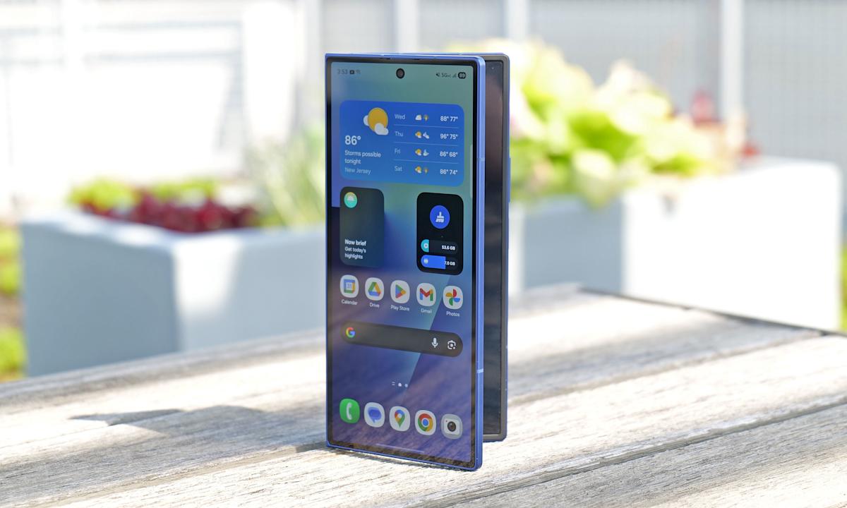 Galaxy Z Fold 7: Panasonic S1 II and Samsung QS700F Unveiled