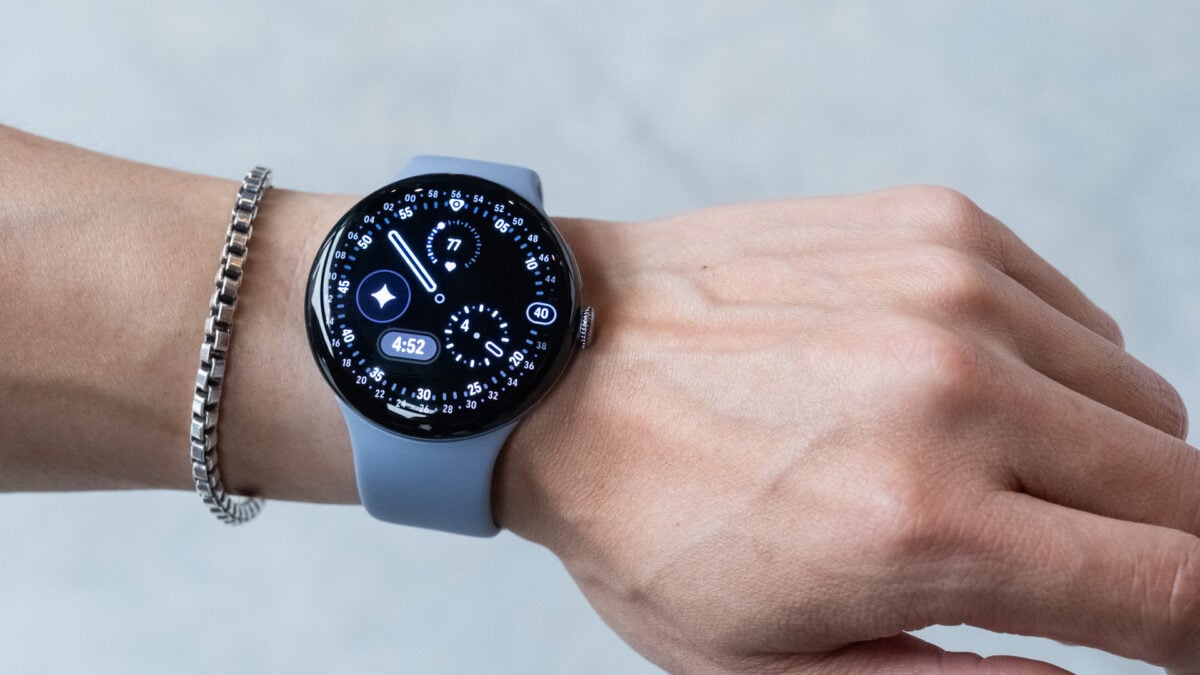 Apple Watch Faces Its First True Competitor