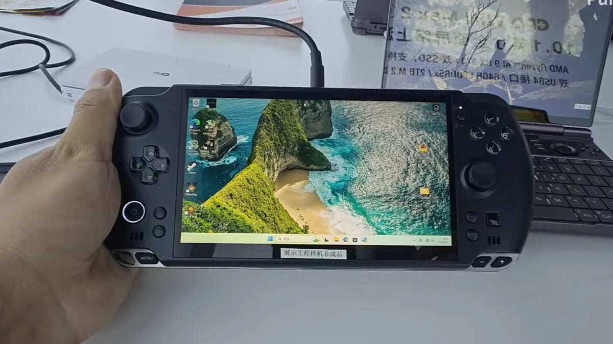 Gaming Handheld’s External Battery: Smarter Than You Think