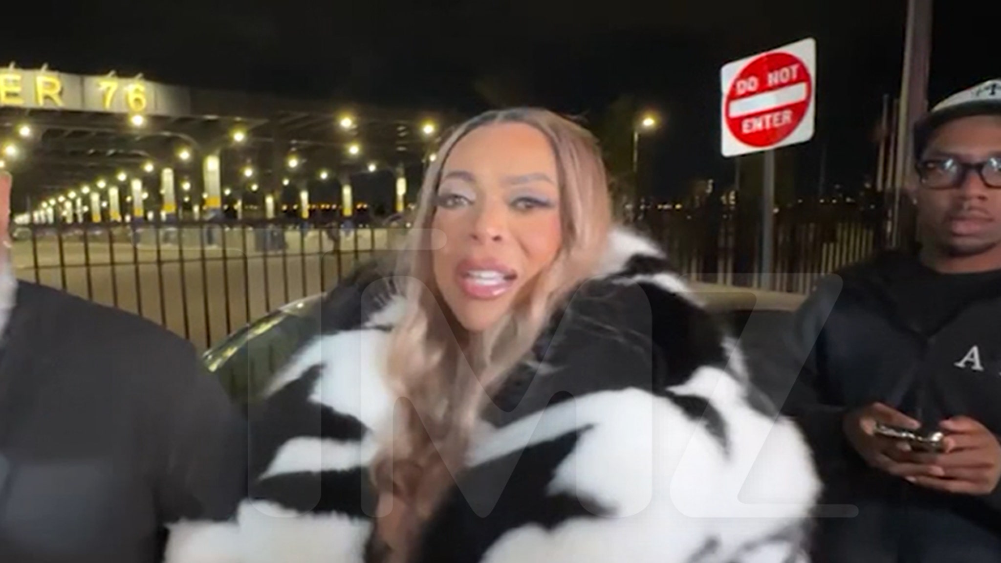 A Zillion Dollars: Wendy Williams Shines at NYFW Show