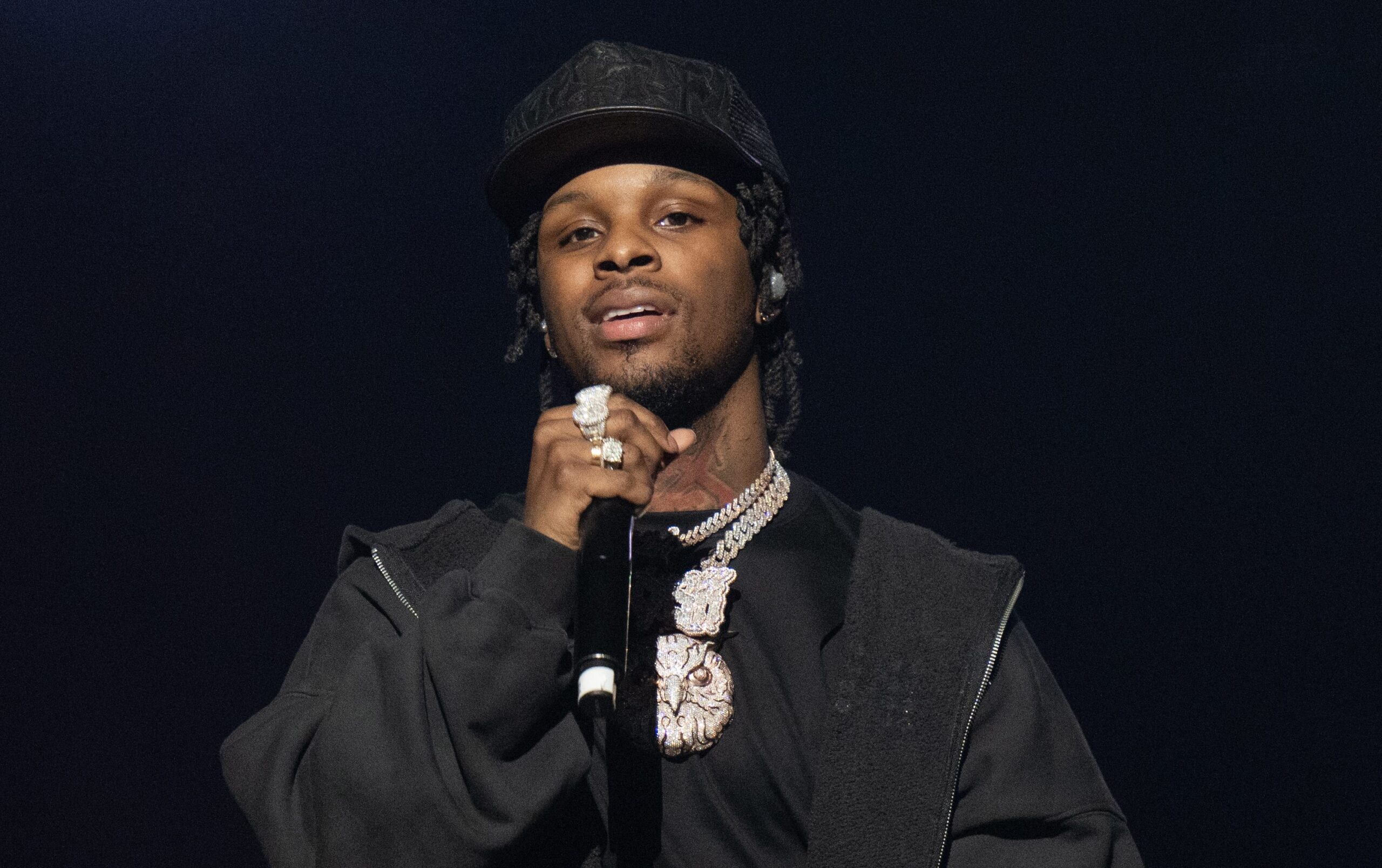 Toosii Addresses Trolls Claiming He’s Forced on Fans