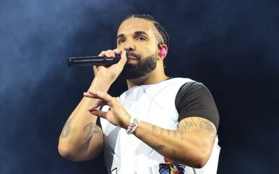 Drake & Sophie Celebrate Birthday with Updated Pic