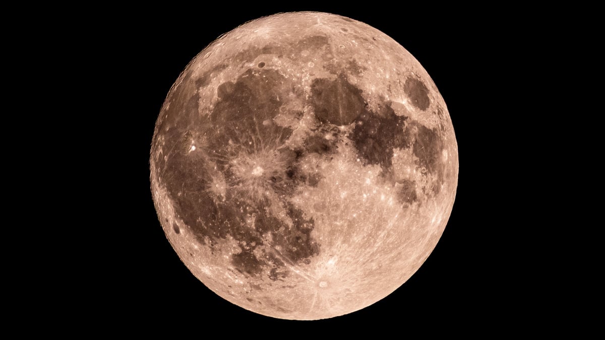 Moon phase today: What to expect on October 6, 2025