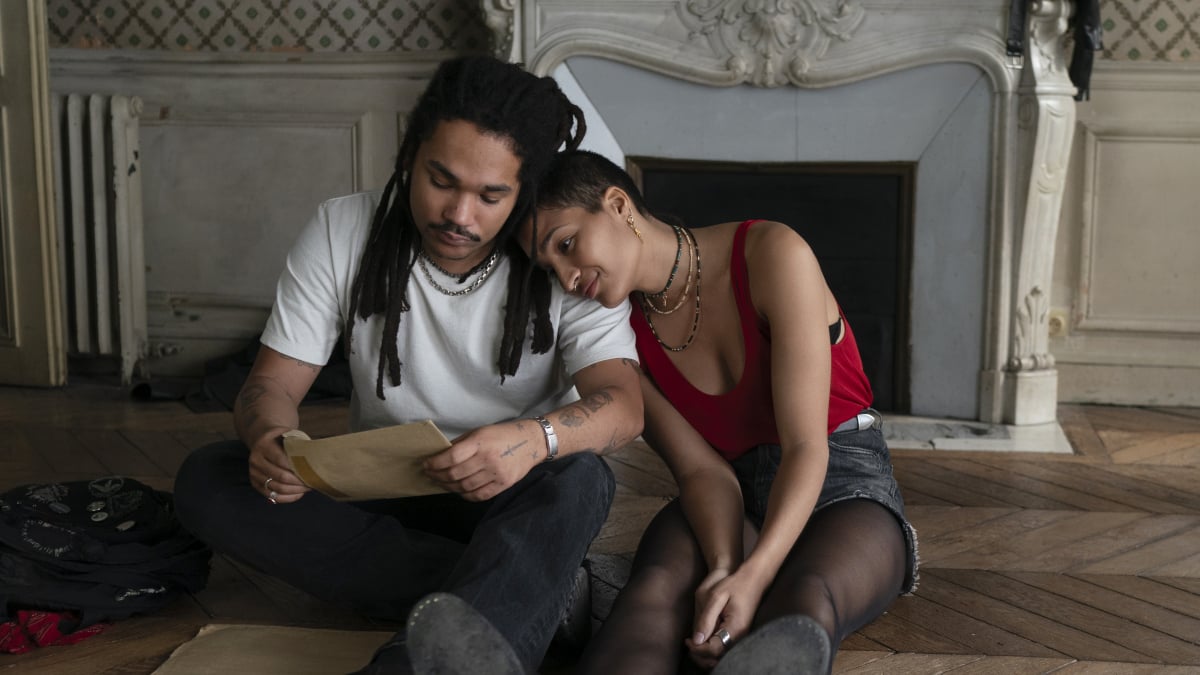 Family of Stars in Jim Jarmusch’s ‘Father Mother Sister Brother’ Trailer