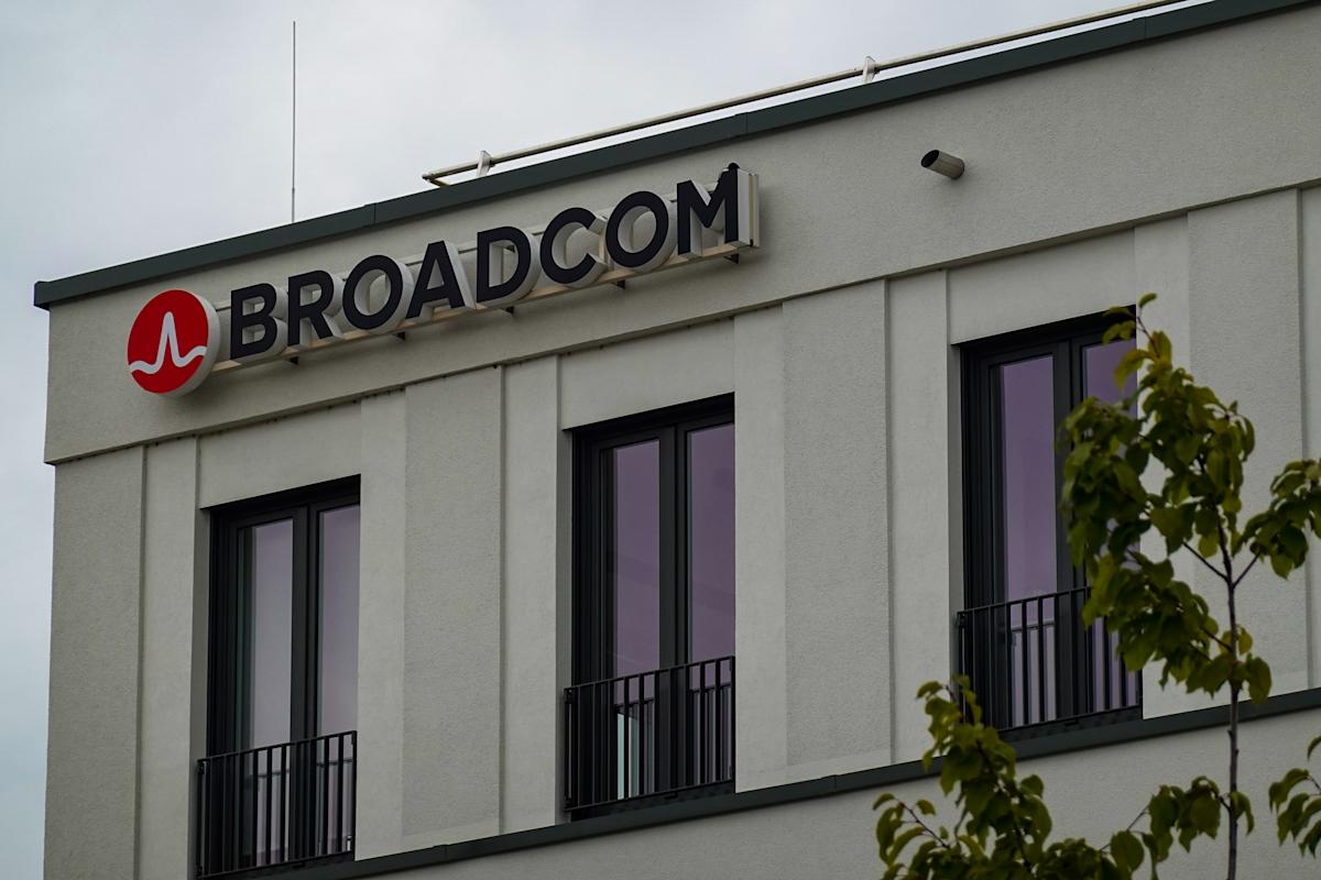 AI Chipset for Real-Time Audio Translation Unveiled by Broadcom