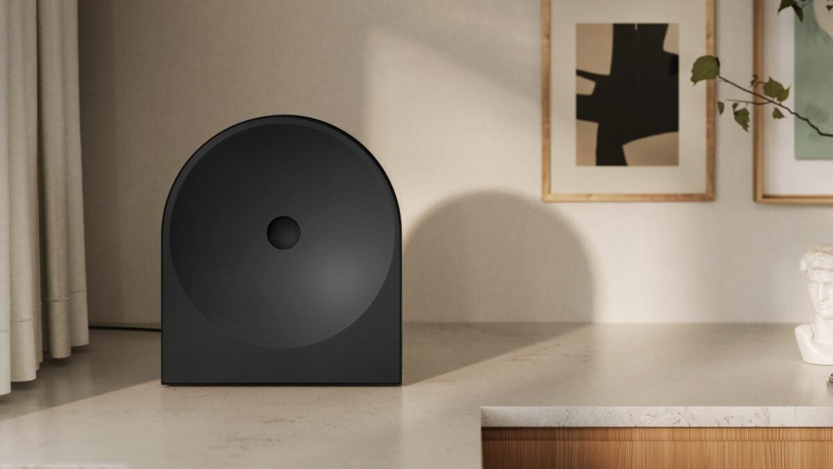 Wi-Fi Speaker from Samsung Exudes Monolith Energy