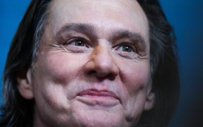 Jim Carrey’s Cloned Appearance Sparks Award Show Jokes