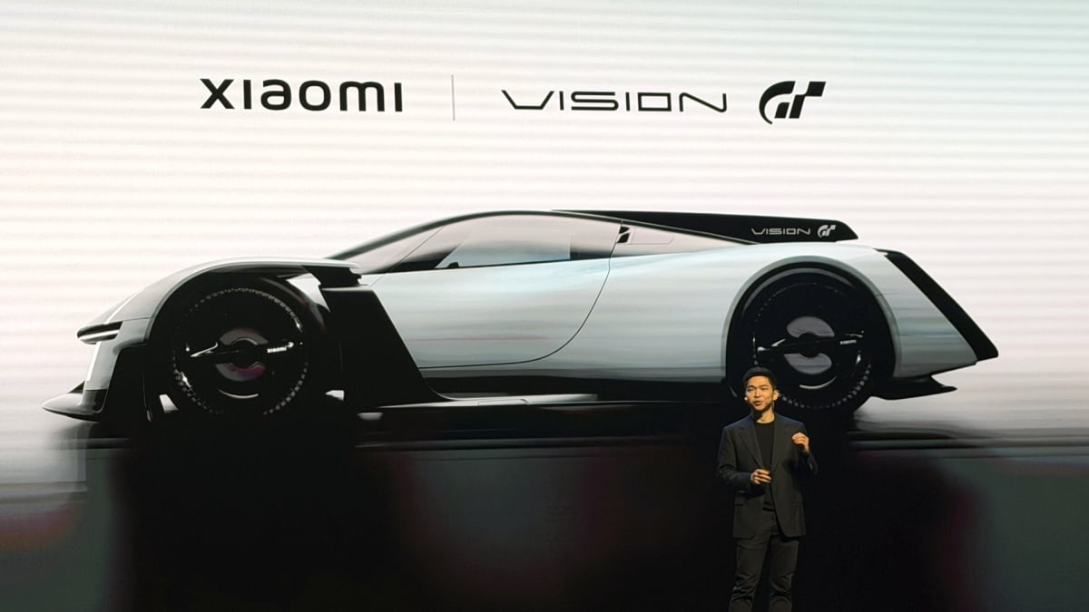 Xiaomi’s Hyper Car Concept Features a Unique Cockpit Design