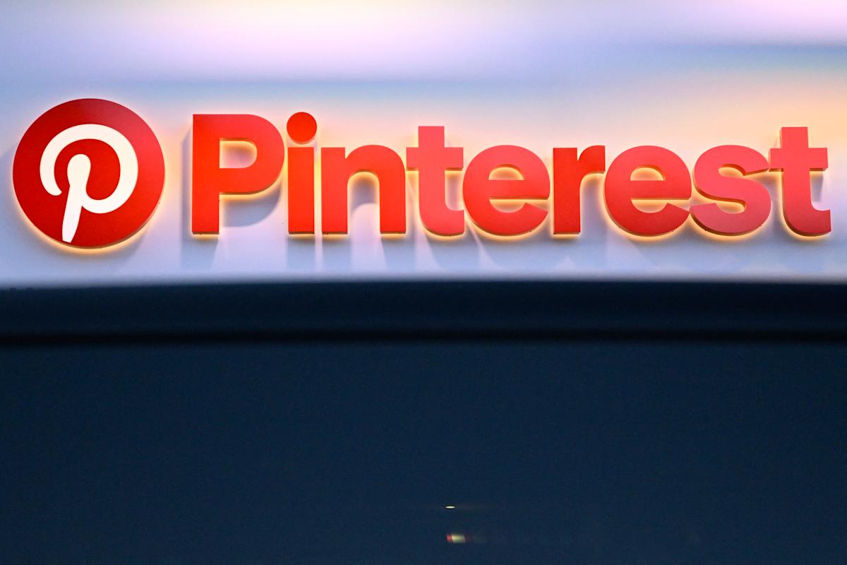 Teens Under 16 Should Be Banned from Social Media, Says Pinterest CEO