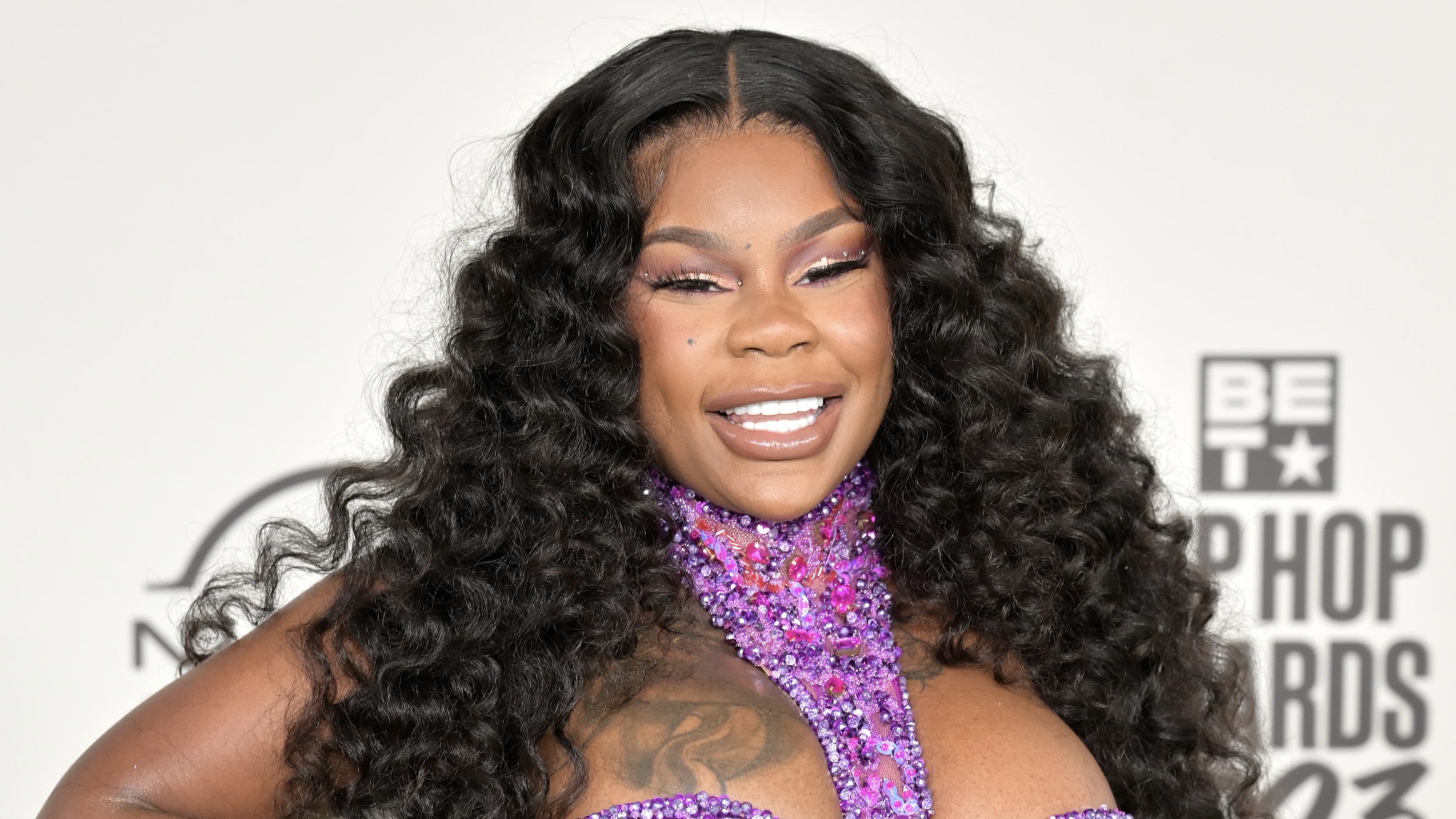 Unborn Baby’s Gender Revealed by Sukihana & Snoop (WATCH)