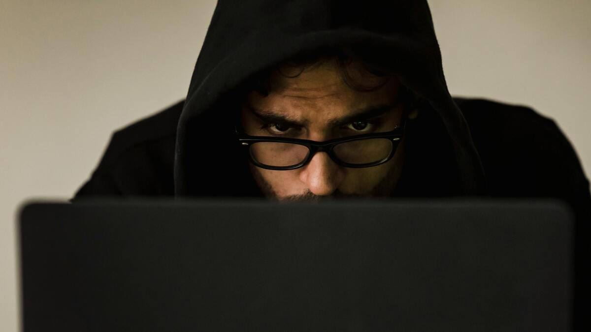 AdultFriendFinder Safety: Insights from a Cybersecurity Expert