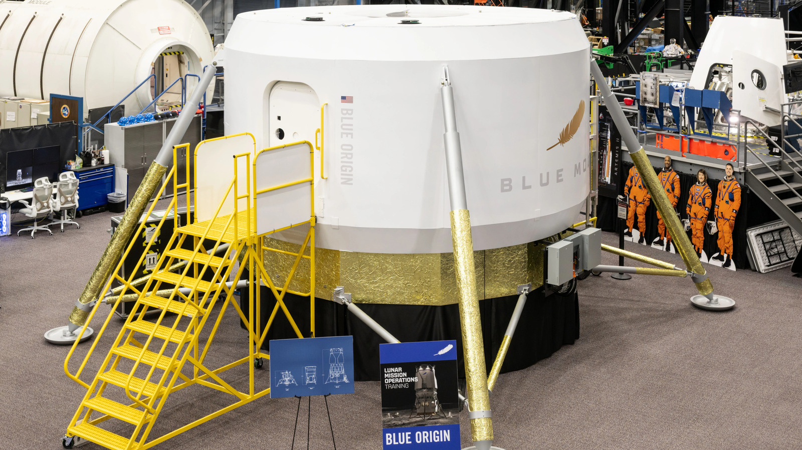 Crew Moon Lander: NASA to Start Training with Blue Origin Prototype