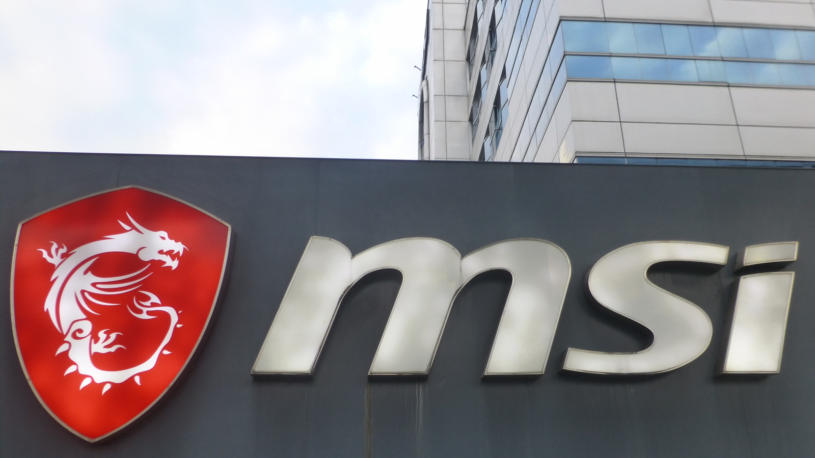 Next-Gen Monitor by MSI Switches Between Three Resolutions