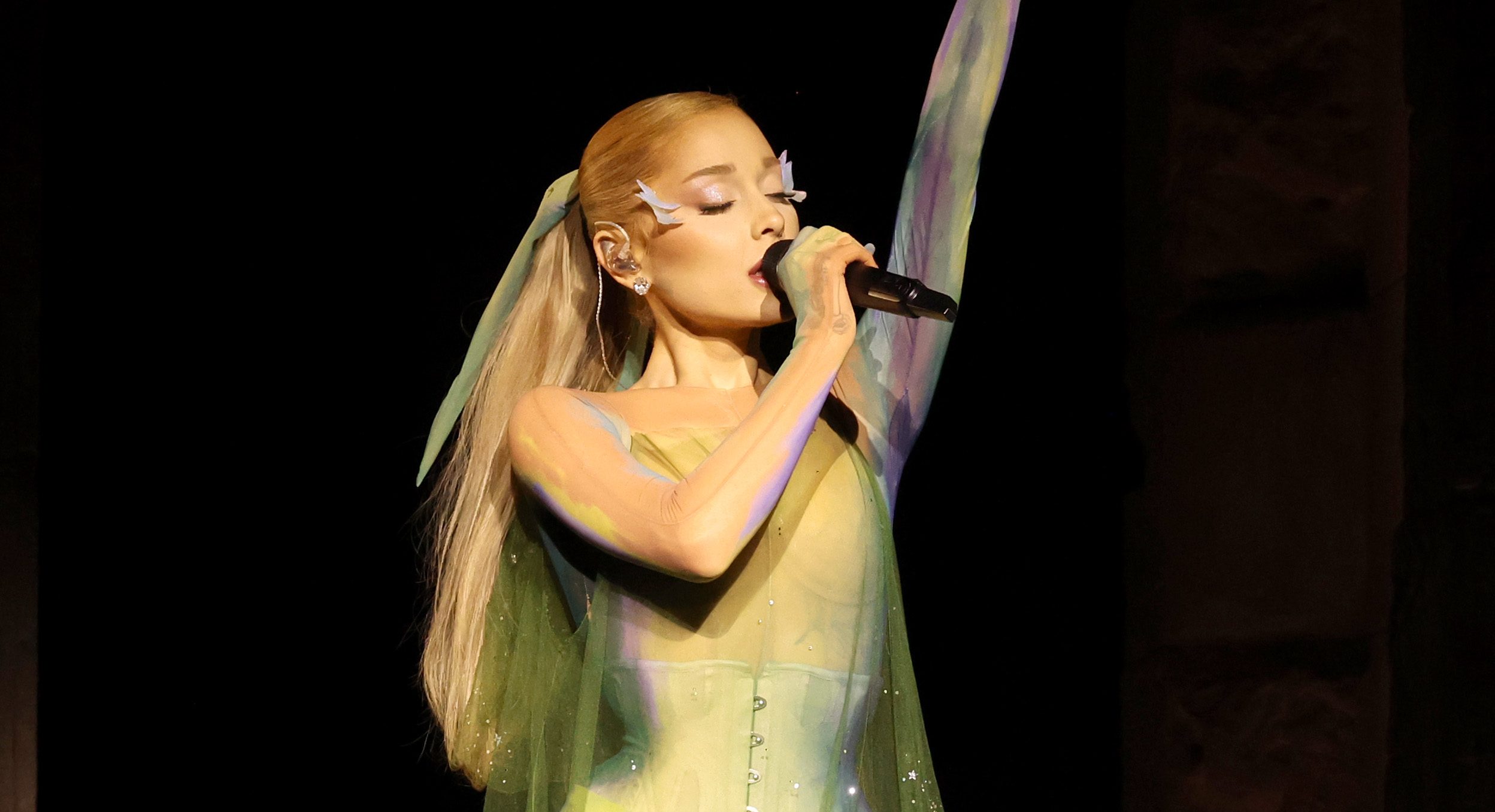 Hollywood Life: Setlist, Dates, and Cities Revealed
