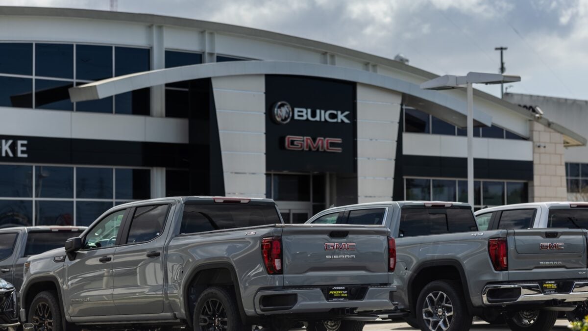 Car Market to Face Significant Shrinkage by 2040, Report Says