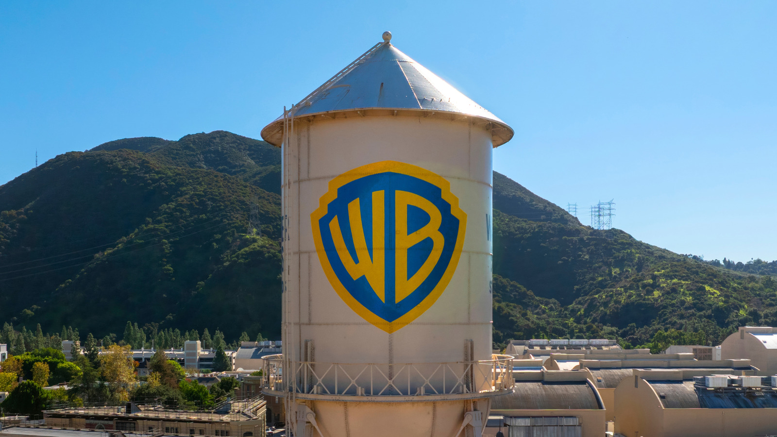 US States Plan Lawsuit to Block Warner Bros. Takeover by Paramount