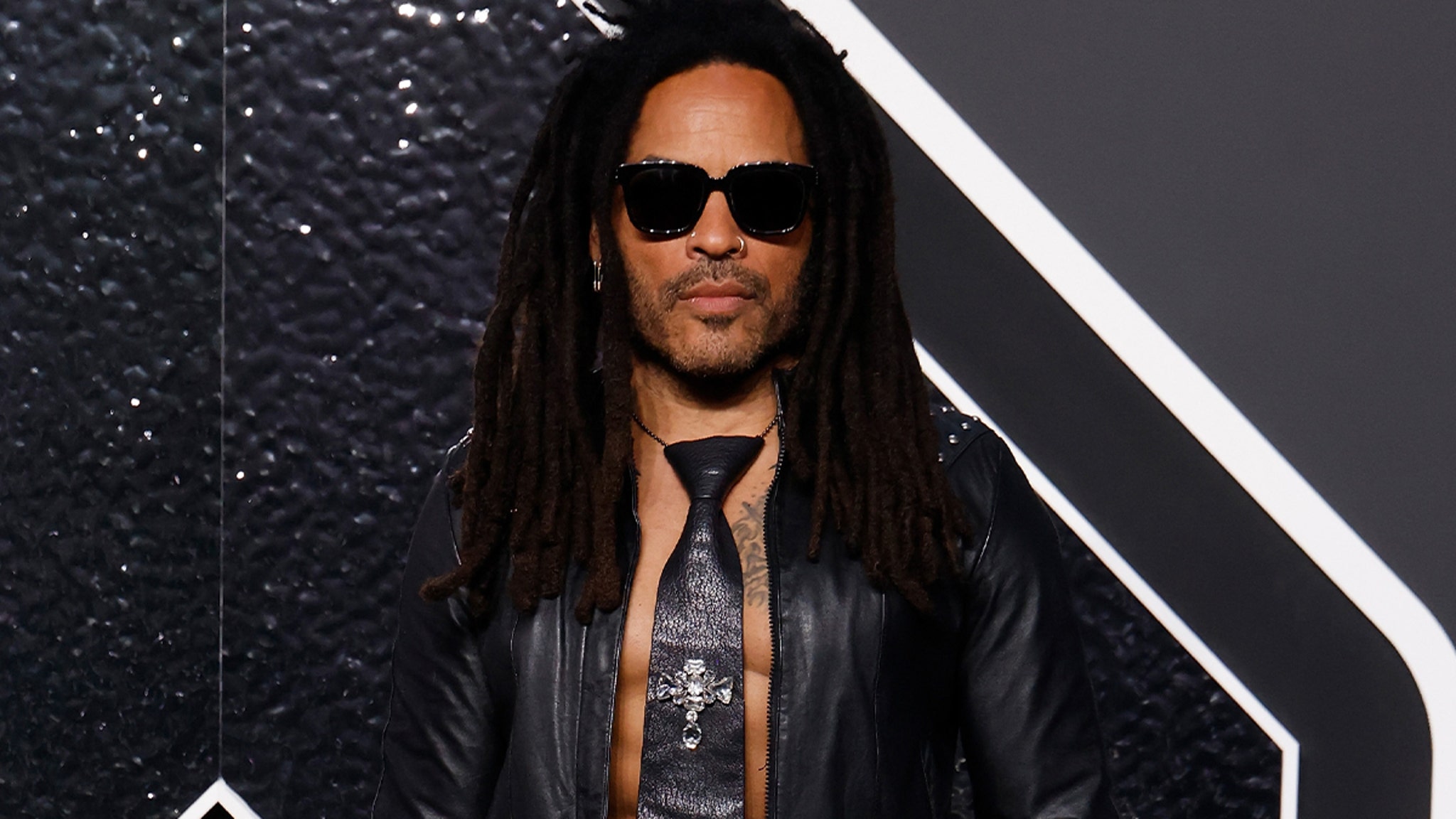 Lenny Kravitz Shares Secrets to Staying Fit at 62