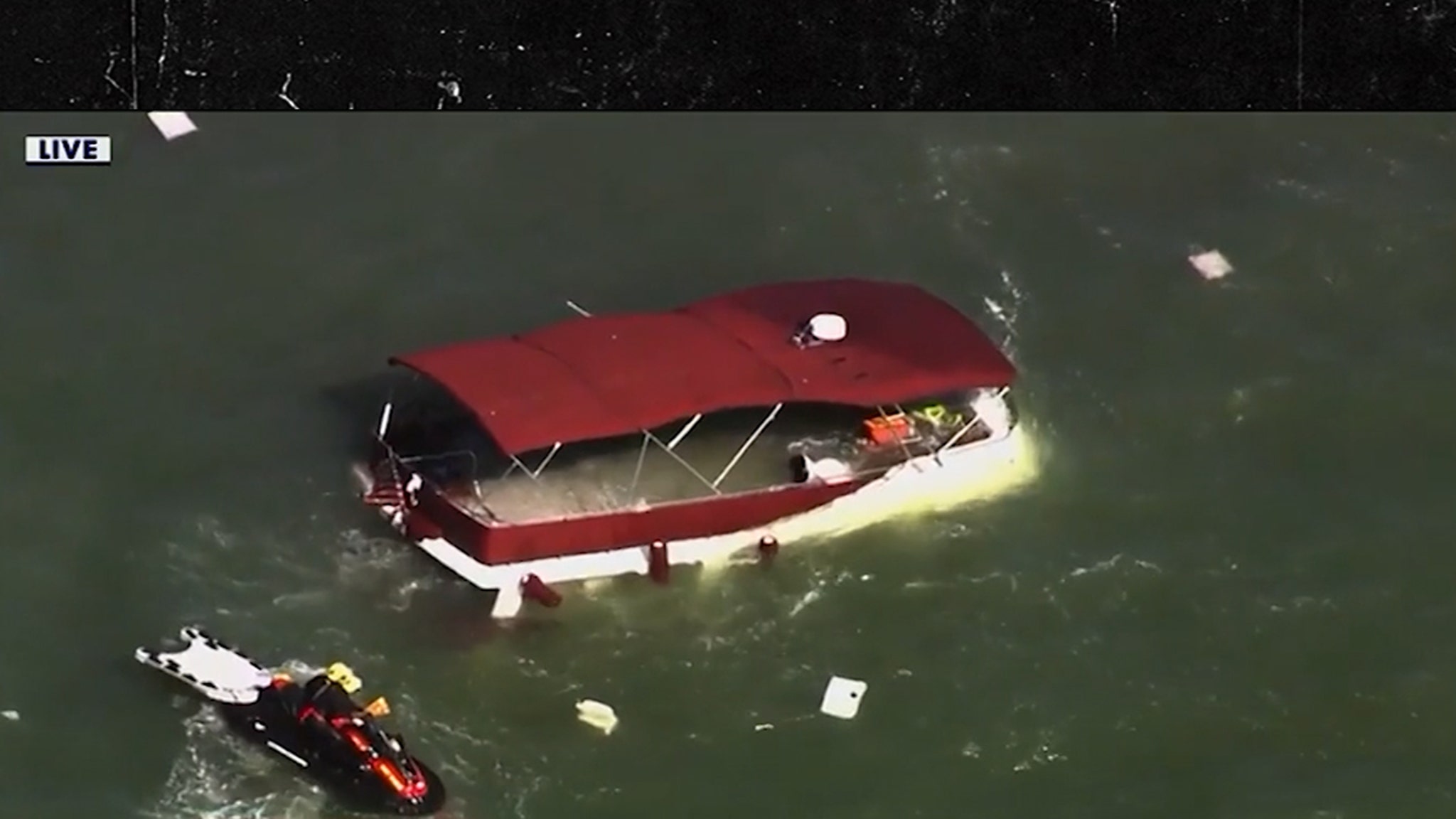 Boat Sinks Near Alcatraz Island, 1 Dead and 1 Missing