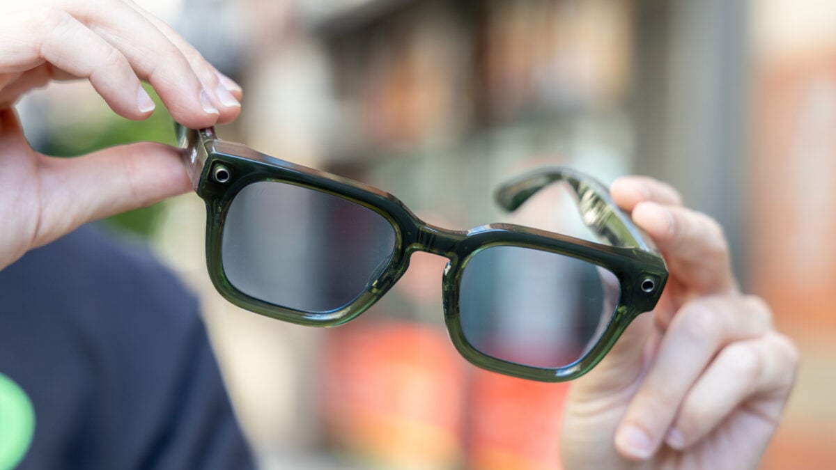 Smart Glasses That Record Everything: Meta’s New Idea